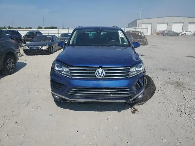 2016 VOLKSWAGEN TOUAREG SPORT  