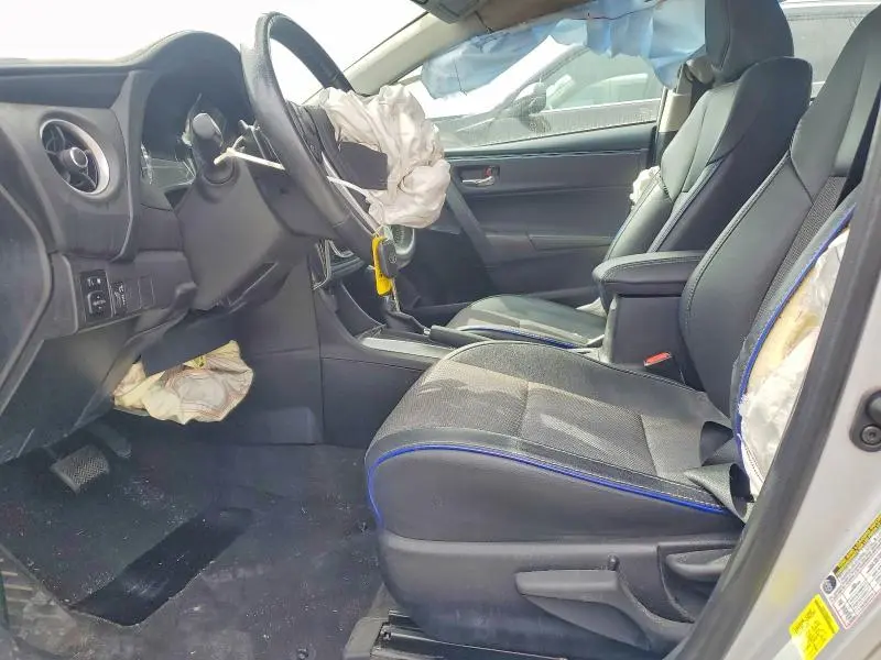 2018 TOYOTA COROLLA SE  