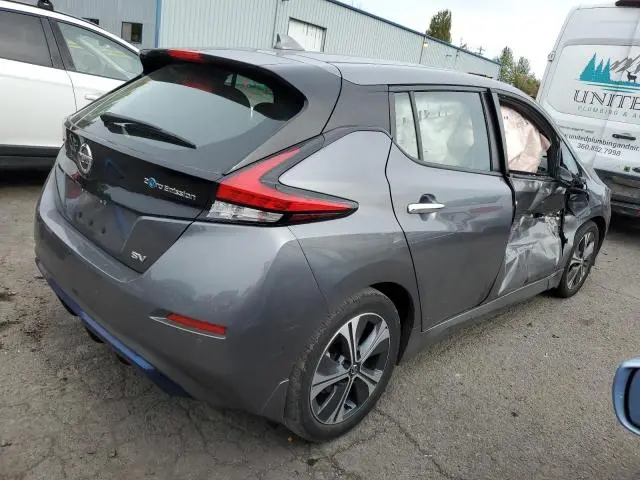 2022 NISSAN LEAF SV  