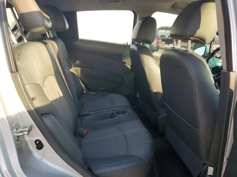 2015 CHEVROLET SPARK 1LT  
