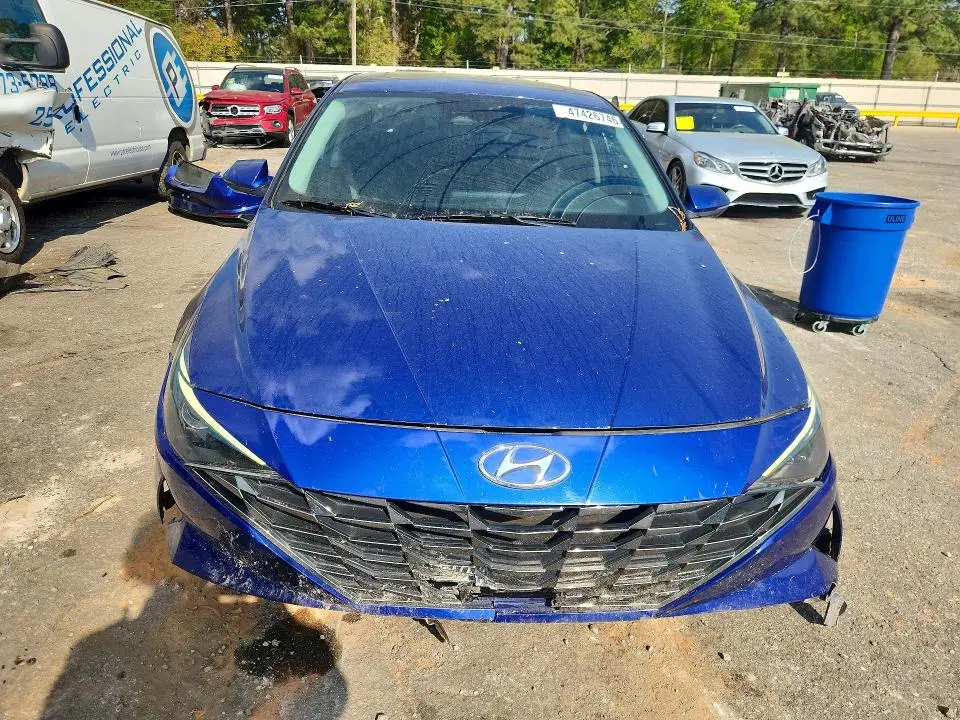 2021 HYUNDAI ELANTRA SEL  