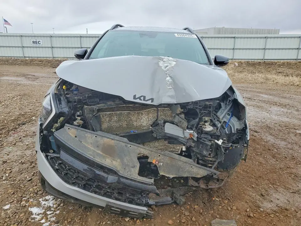 2025 KIA SPORTAGE X-LINE  