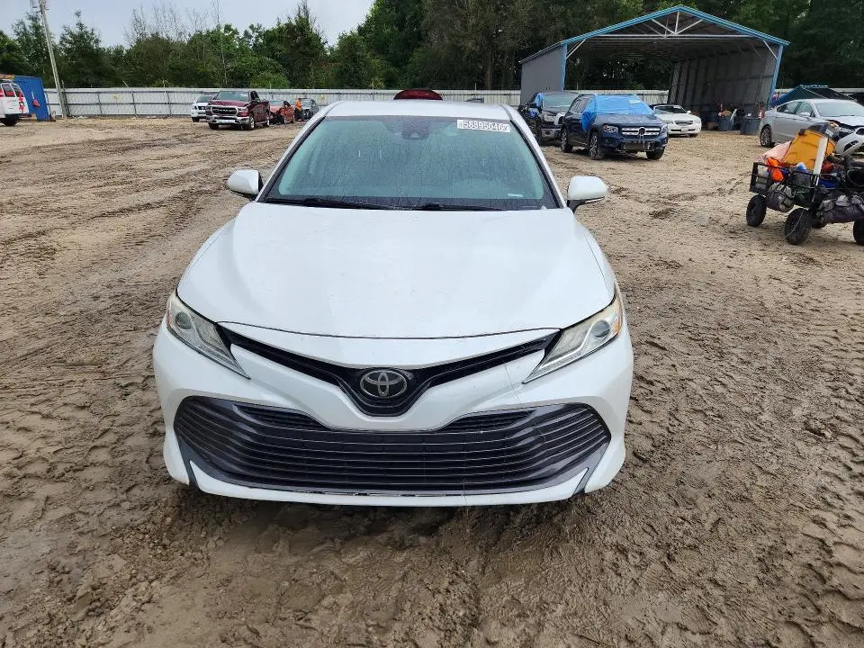 2019 TOYOTA CAMRY XLE  