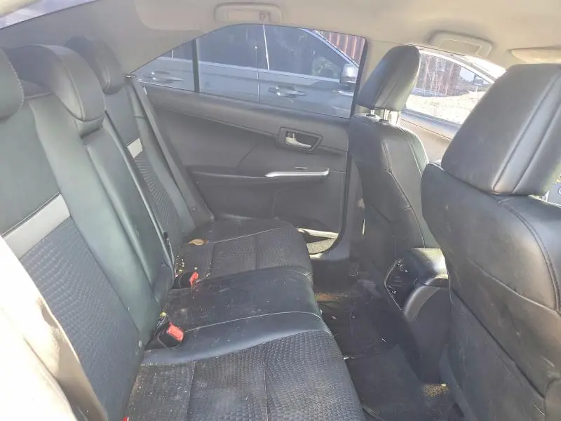 2014 TOYOTA CAMRY SE  