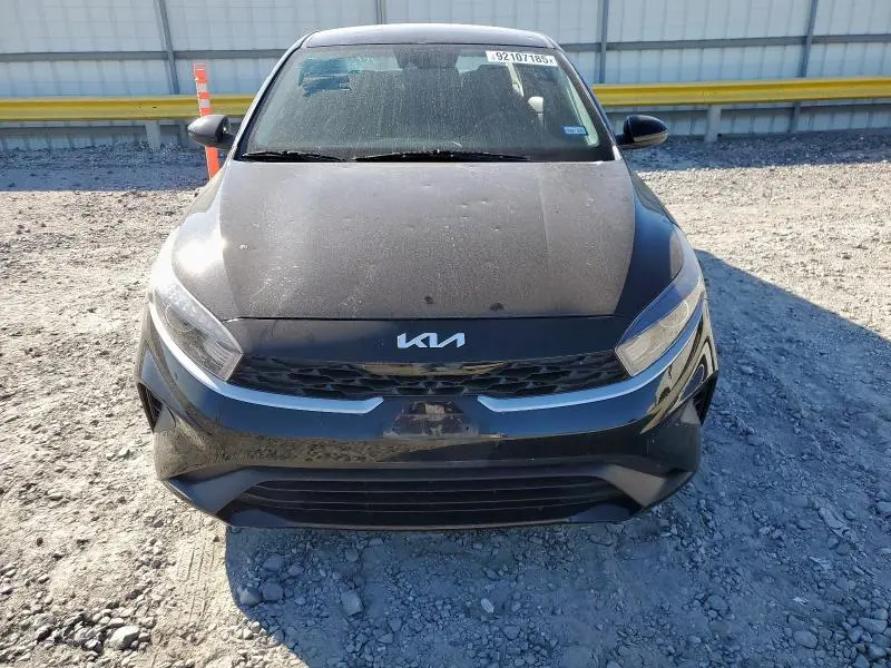 2022 KIA FORTE FE  