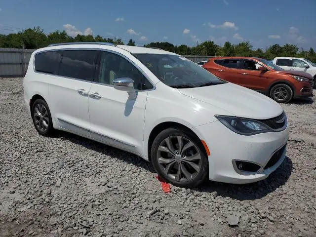 2017 CHRYSLER PACIFICA LIMITED  