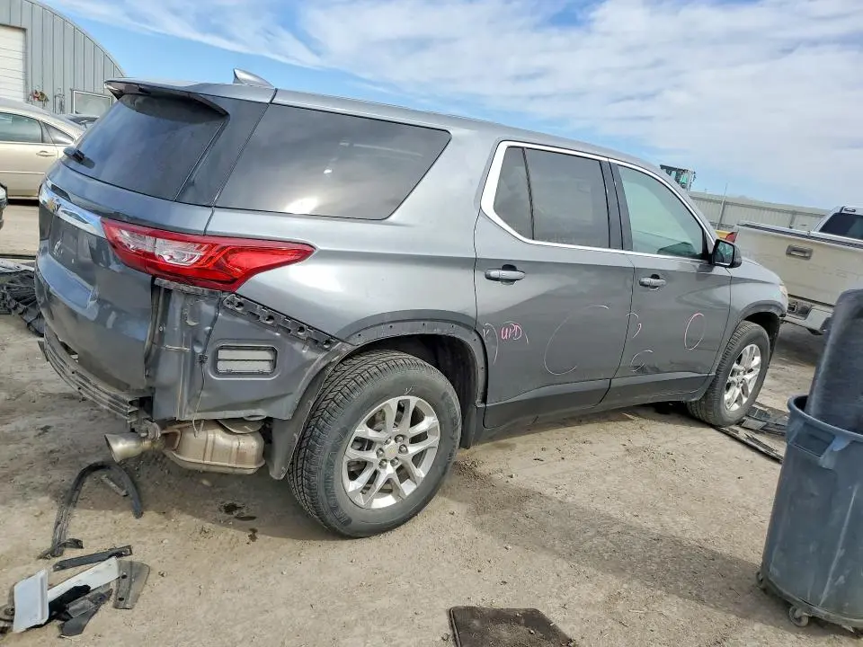 2021 CHEVROLET TRAVERSE LS  