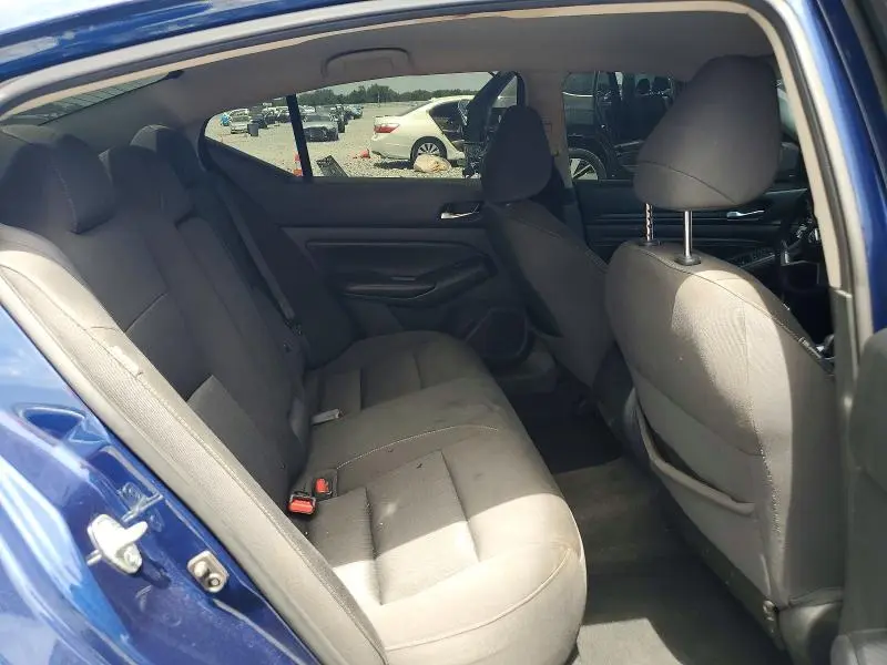 2019 NISSAN ALTIMA S  