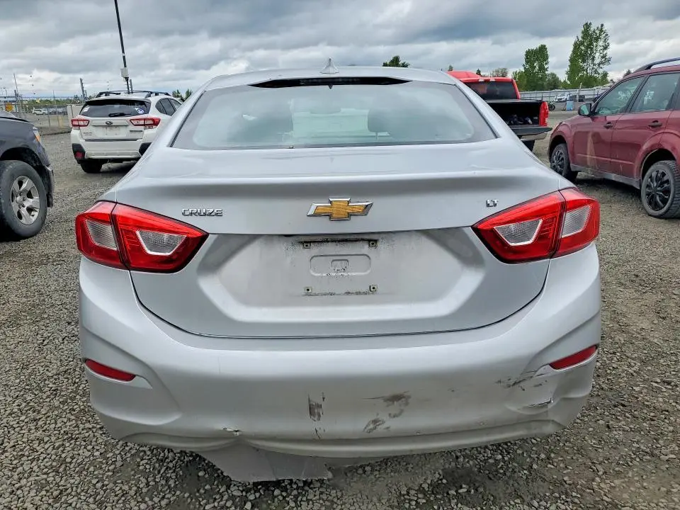 2018 CHEVROLET CRUZE LT  