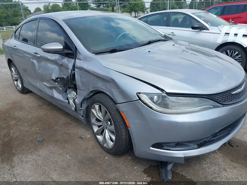 2015 CHRYSLER 200 S