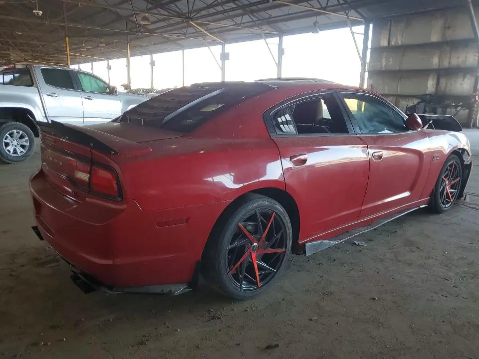 2011 DODGE CHARGER R  