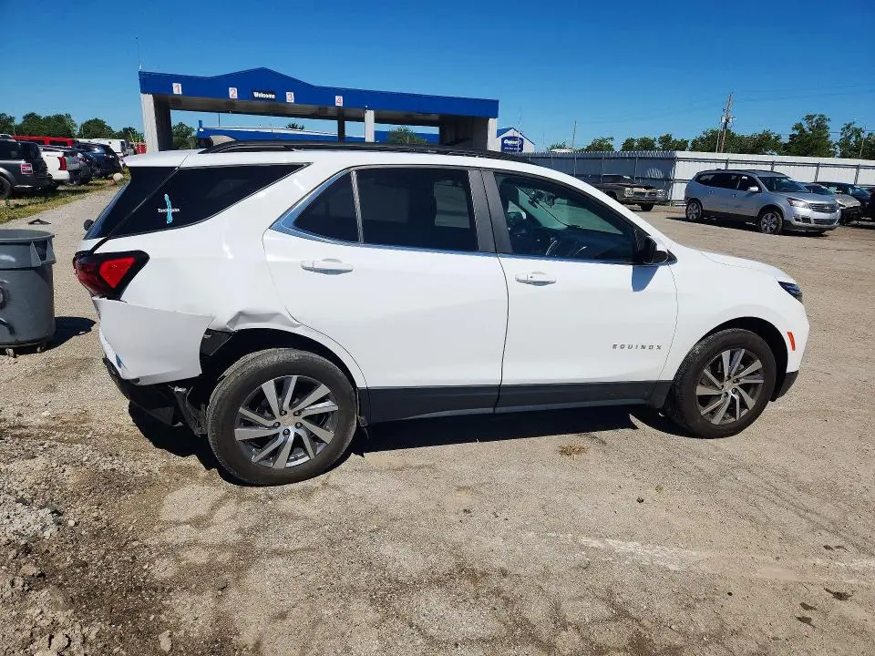 2023 CHEVROLET EQUINOX LT  