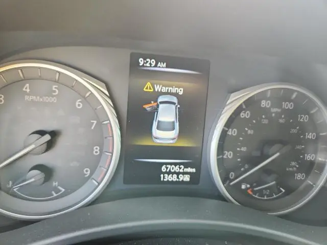 2018 INFINITI Q50 LUXE  