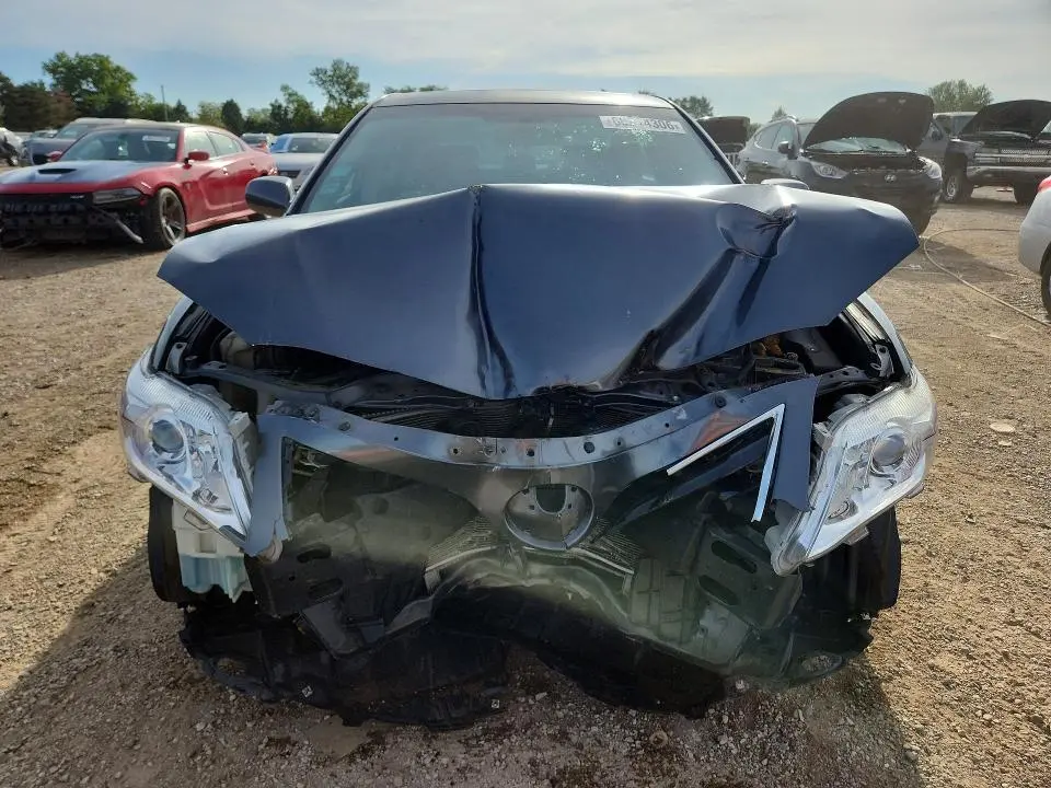 2011 TOYOTA CAMRY LE  