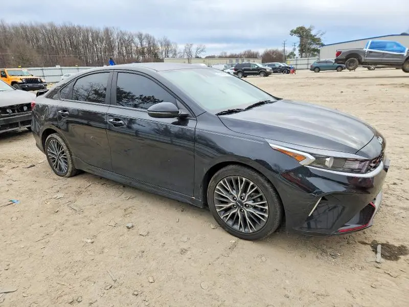 2023 KIA FORTE GT LINE  