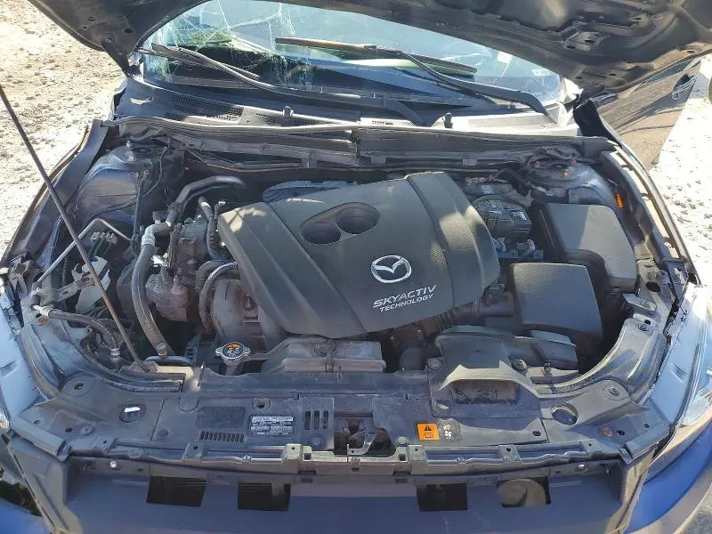 2015 MAZDA 3 TOURING  