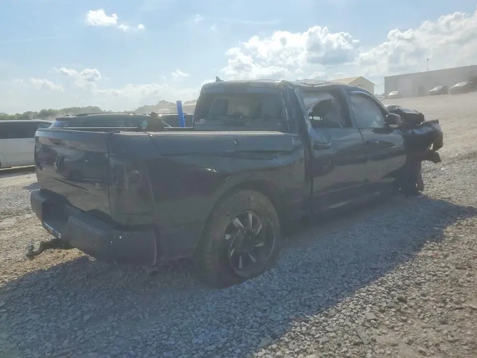 2014 RAM 1500 SLT  