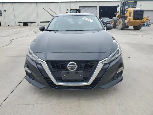 2022 NISSAN ALTIMA SV