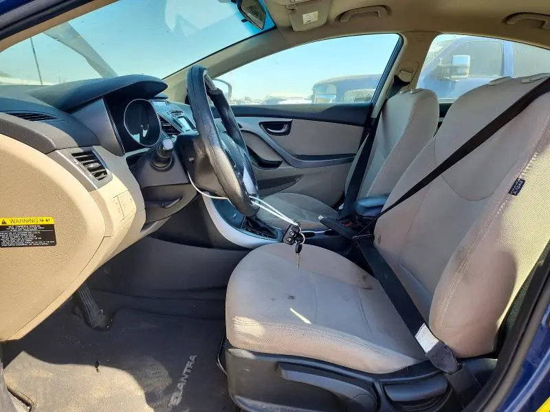 2015 HYUNDAI ELANTRA SE  