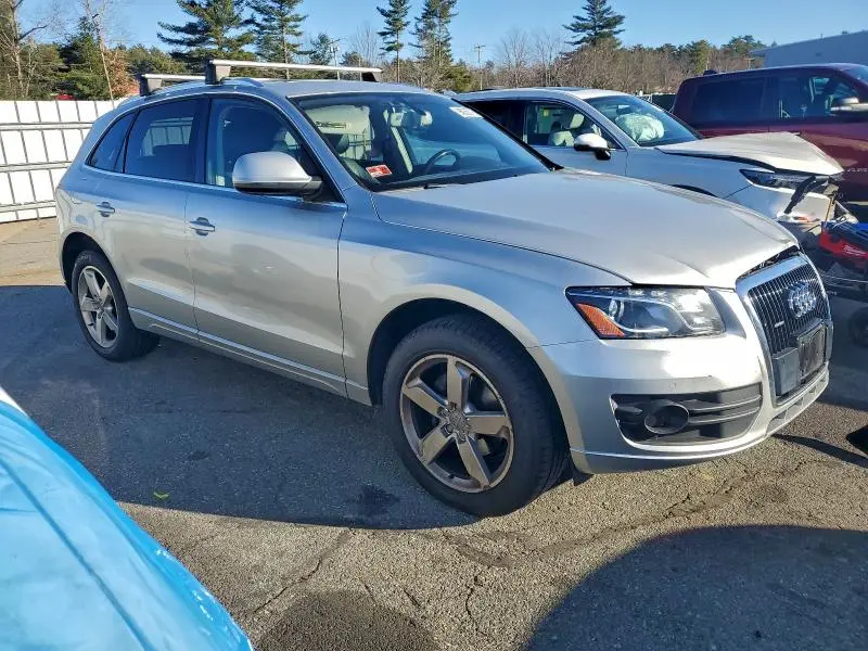 2010 AUDI Q5 PREMIUM PLUS  