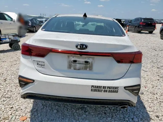 2021 KIA FORTE FE  