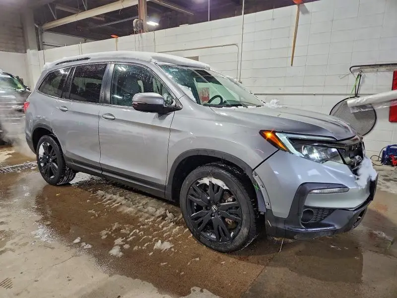 2021 HONDA PILOT SE  