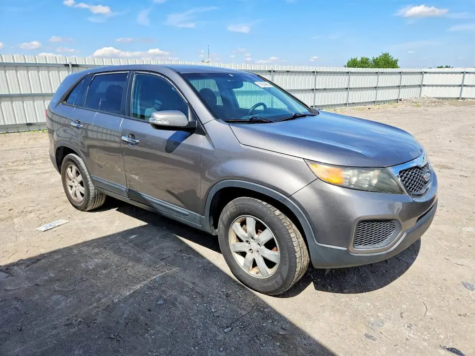 2011 KIA SORENTO LX  