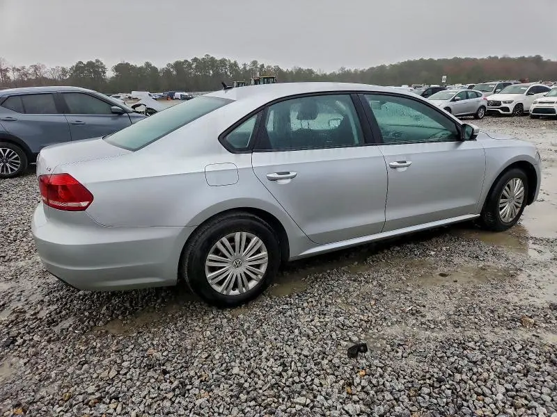 2014 VOLKSWAGEN PASSAT S  