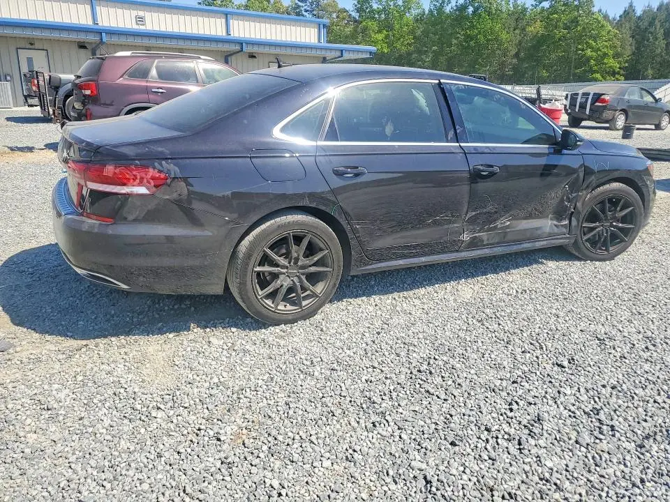 2021 VOLKSWAGEN PASSAT SE  