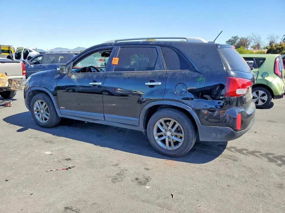 2014 KIA SORENTO LX  