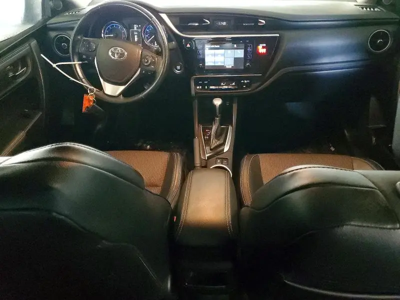 2019 TOYOTA COROLLA   