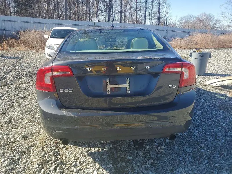 2012 VOLVO S60 T5  