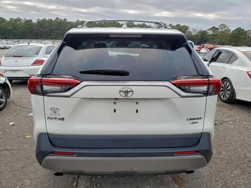 2022 TOYOTA RAV4 LIMITED  