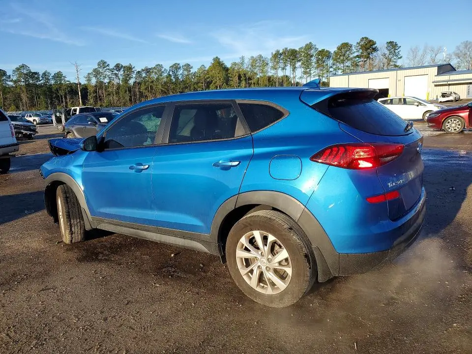 2021 HYUNDAI TUCSON SE  