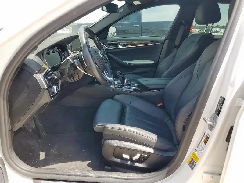 2018 BMW 530E   