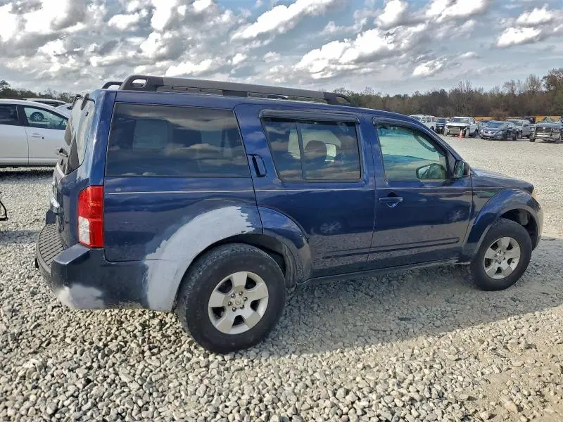 2010 NISSAN PATHFINDER S  
