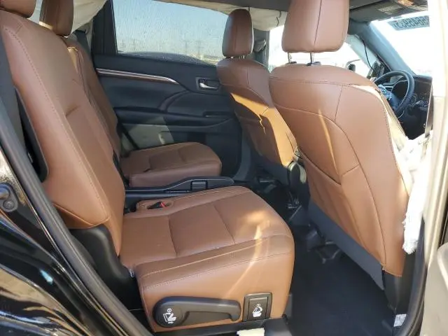 2019 TOYOTA HIGHLANDER HYBRID LIMITED  