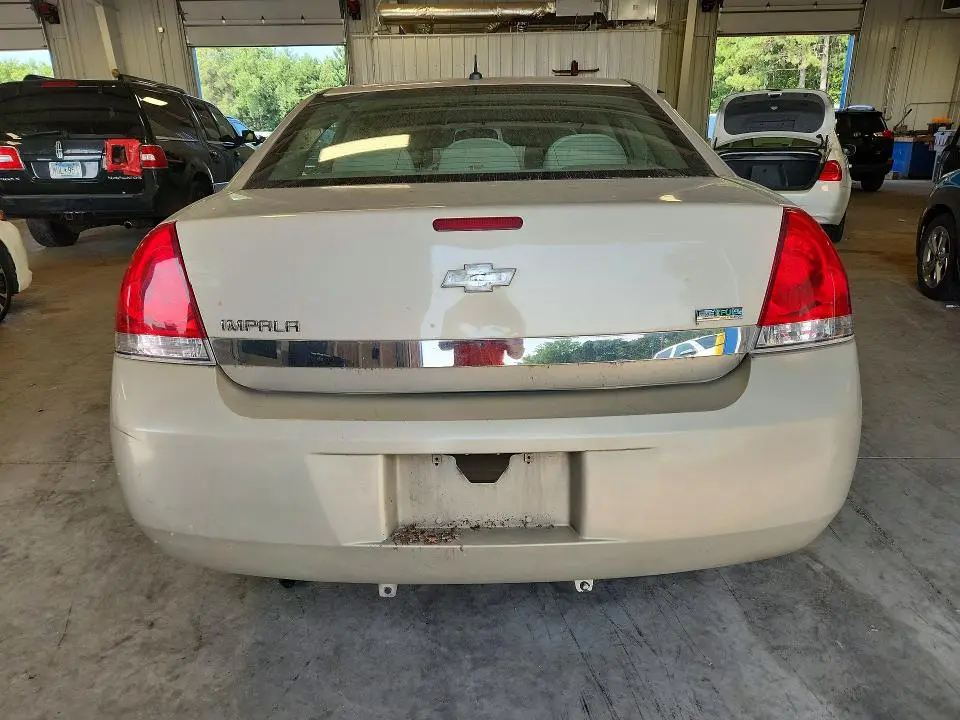 2011 CHEVROLET IMPALA LT  