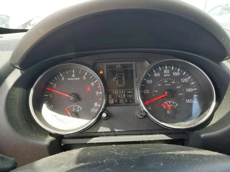 2011 NISSAN ROGUE S  