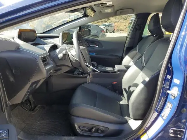 2024 TOYOTA PRIUS LE  