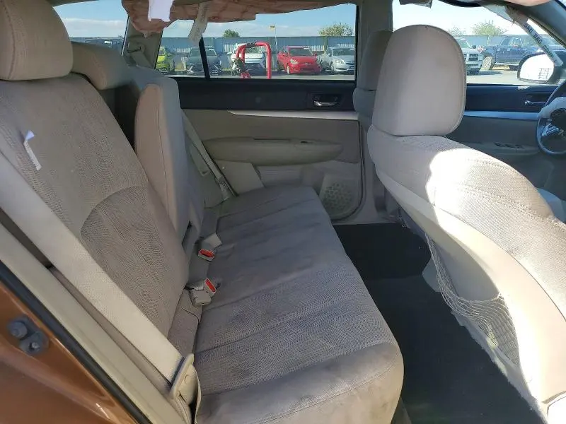2013 SUBARU OUTBACK 2.5I PREMIUM  