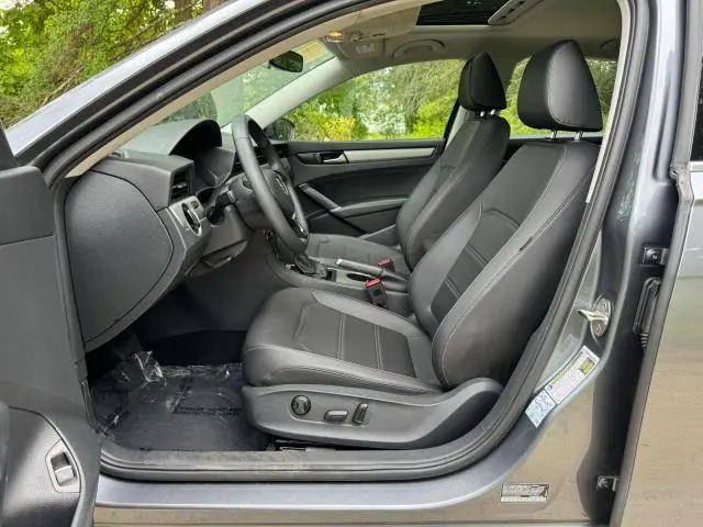 2022 VOLKSWAGEN PASSAT SE  