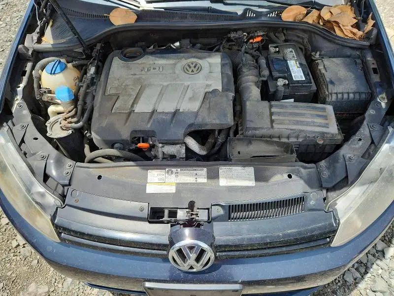 2012 VOLKSWAGEN GOLF   