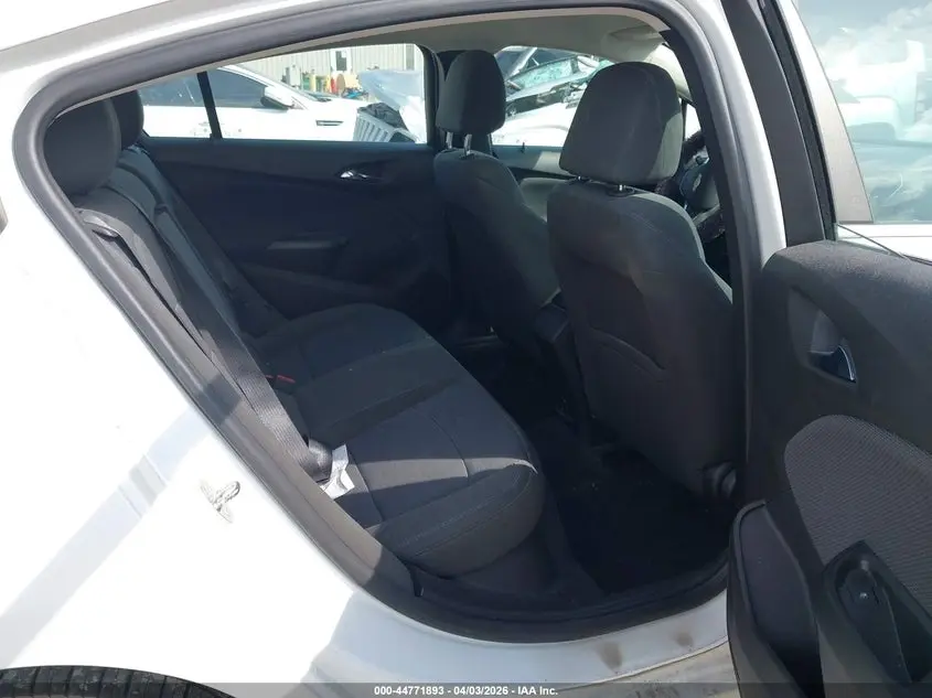 2018 CHEVROLET CRUZE LT AUTO