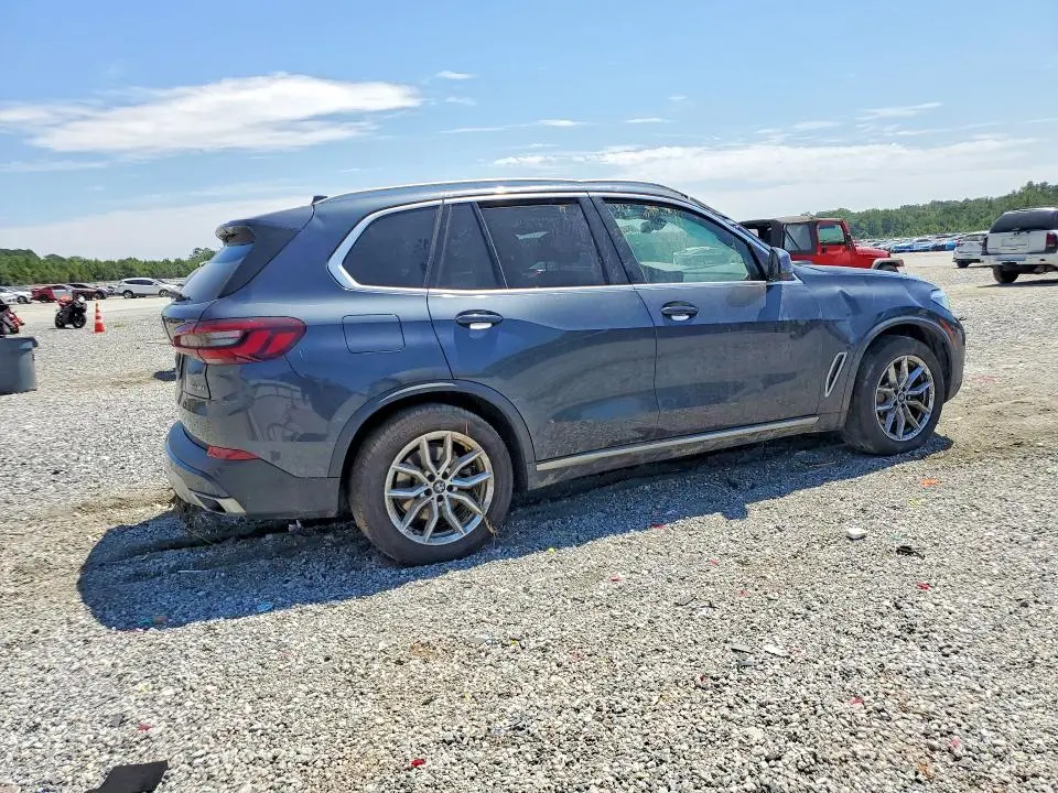 2022 BMW X5 SDRIVE 40I  