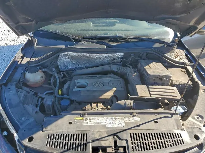 2017 VOLKSWAGEN TIGUAN S  