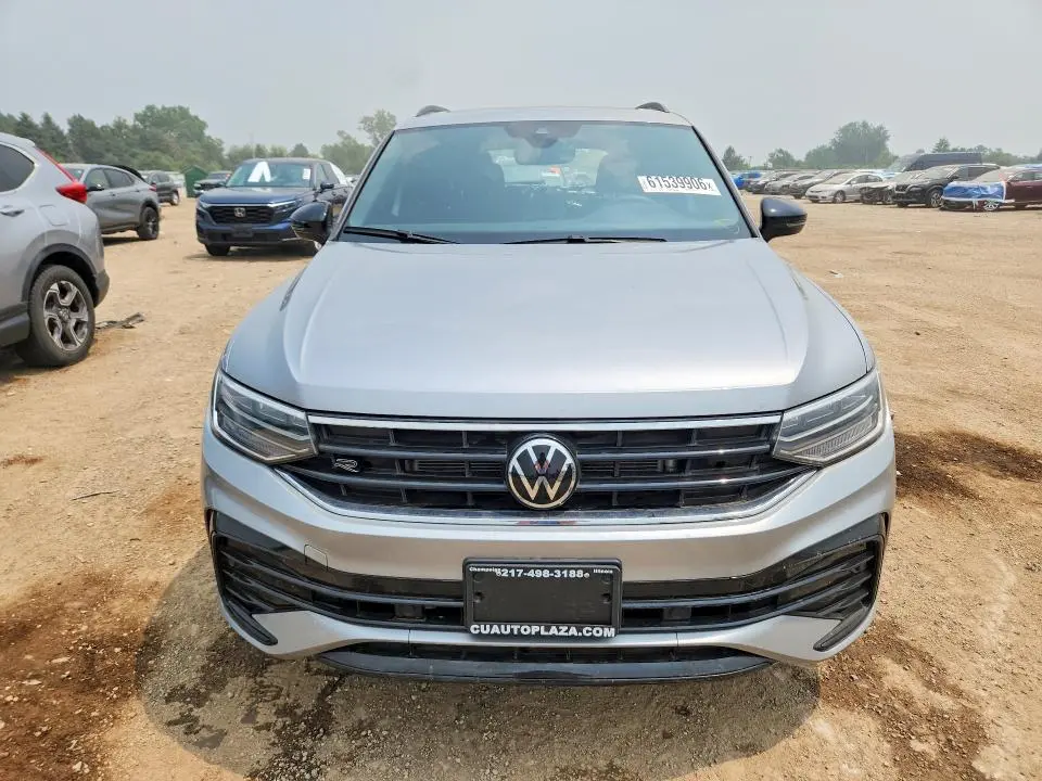 2024 VOLKSWAGEN TIGUAN SE R-LINE BLACK  