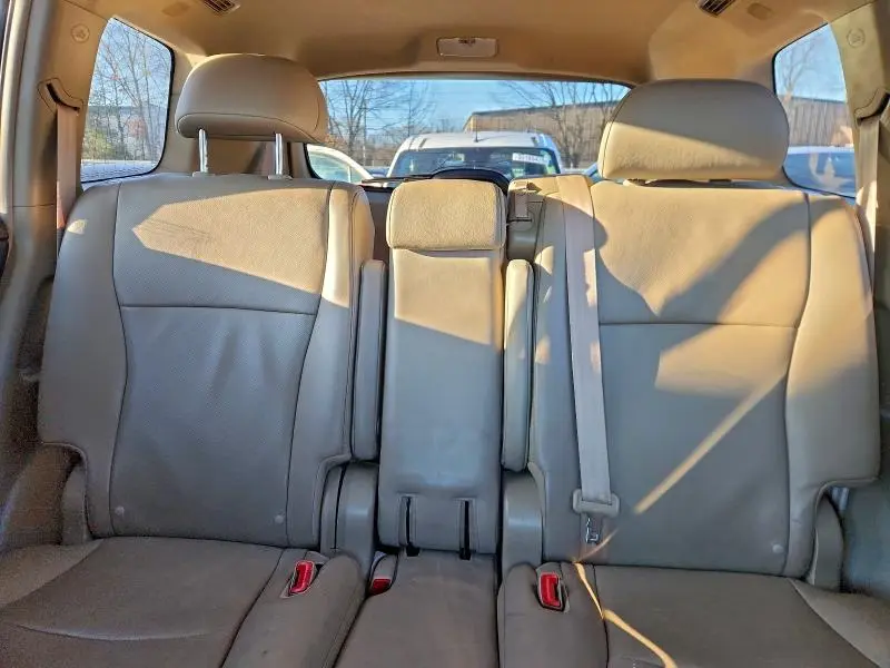 2011 TOYOTA HIGHLANDER LIMITED  