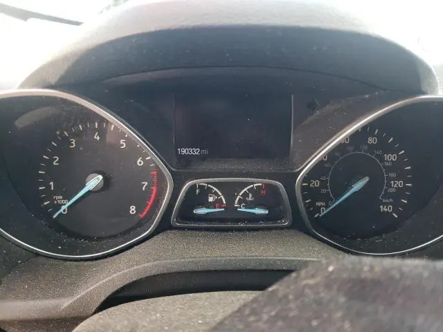 2017 FORD ESCAPE SE  