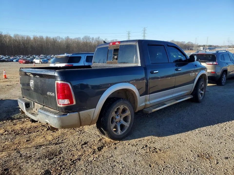 2015 RAM 1500 LARAMIE  